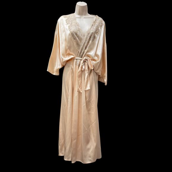 Vintage Peach Satin Robe Lace Trim Belted 50s Style Dolman Sleeve Loungewear M/L - Picture 2 of 13